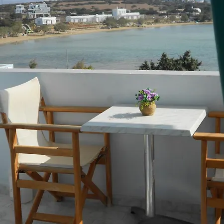 Nicolas Hotel *