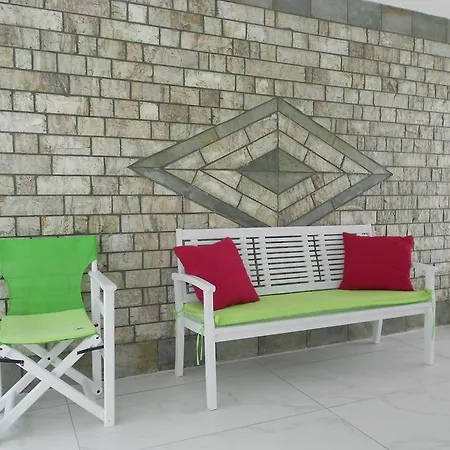 Nicolas 안티파로스