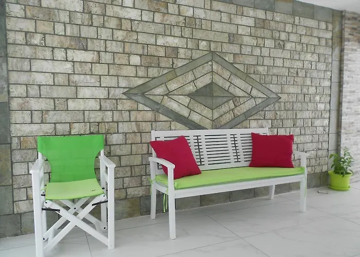 Nicolas Andíparosz Póli